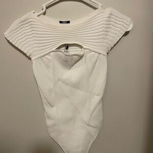 Express Elegant White Ribbed Women's bodysuit with cutout